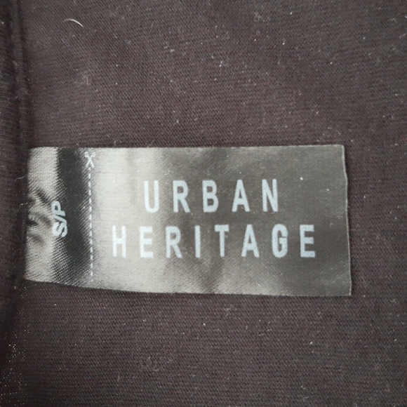 Urban Heritage - Be A Legend T Shirt - Picture 3 of 4